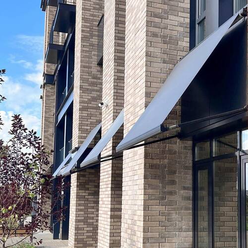 Awnings Decolife G400, implemented by partner Stell MS