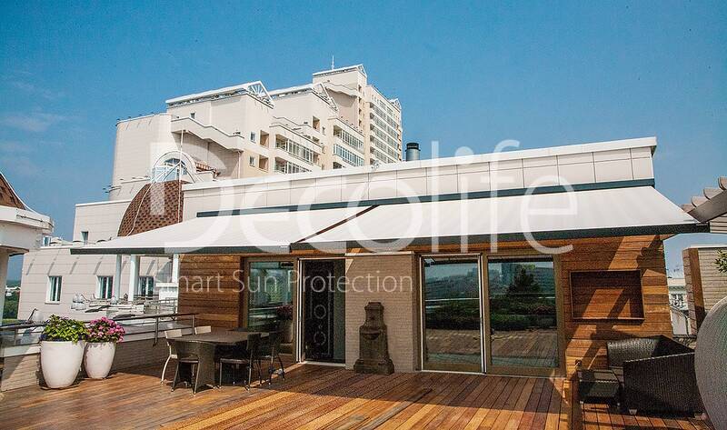 Cassette awning Trendline Sunbox for a private apartment - 