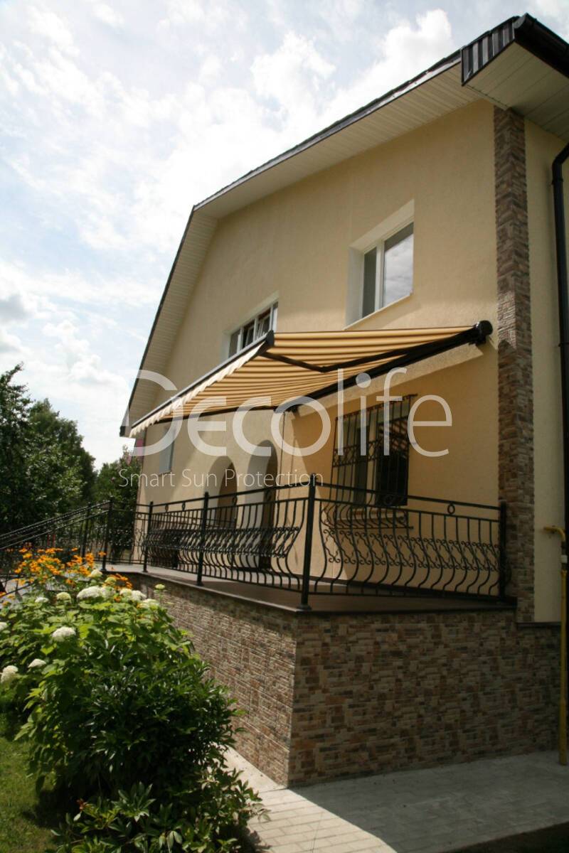 Awning Decolife FullCassette for a country house - 