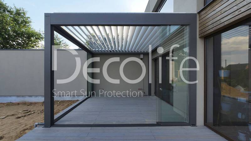 Pergola Decolife B700-20S + Sliding glazing - 