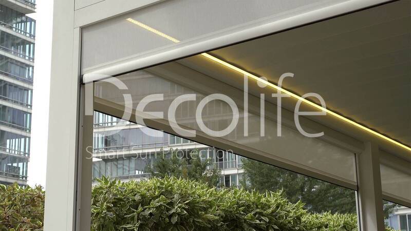 Pergola Decolife Bioclimatic B700 + Zip 100, implemented by our partner ''TENT VERTEX'' - 