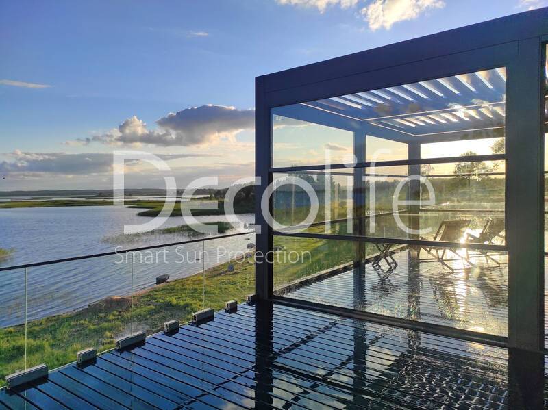 Decolife Bioclimatic B500-25P pergola + Sliding and lifting glazing + Glass railing - 