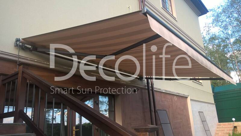 Awning Decolife Open in a private house - 