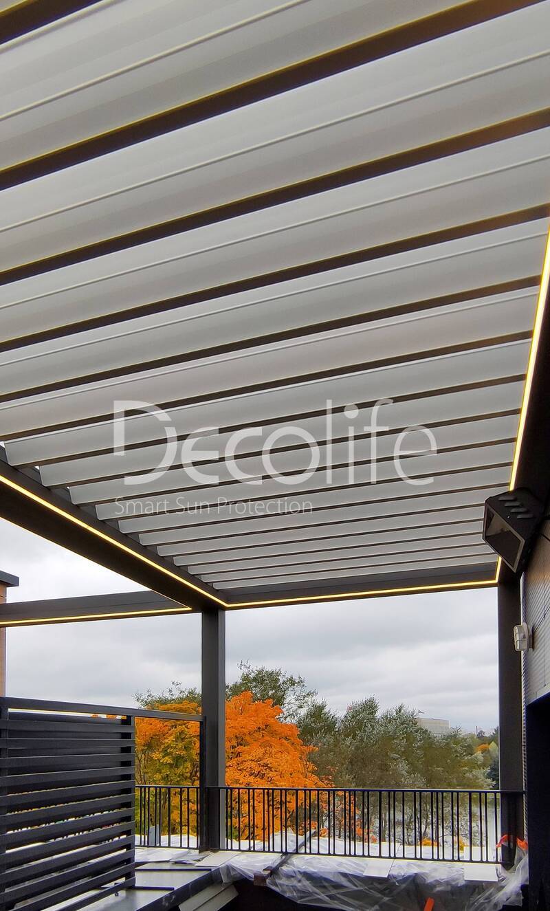 Bioclimatic pergola Decolife B500-25P, B700-25C - 