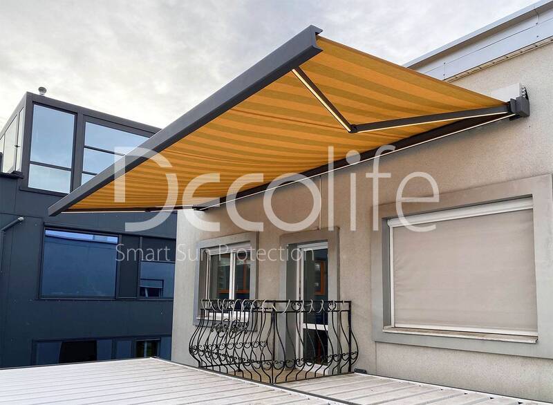 Cassette awning Decolife G600 
with backlighting in arms and box - 