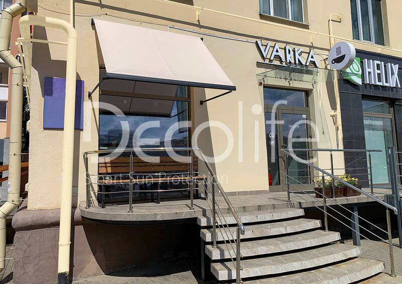 Showcase awning Decolife G400 - 