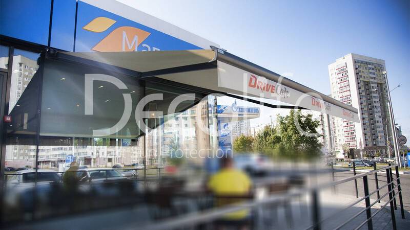 Cassette awning Decolife G500, gas station - 