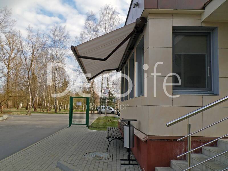 Awning Decolife Elegance for a small area - 