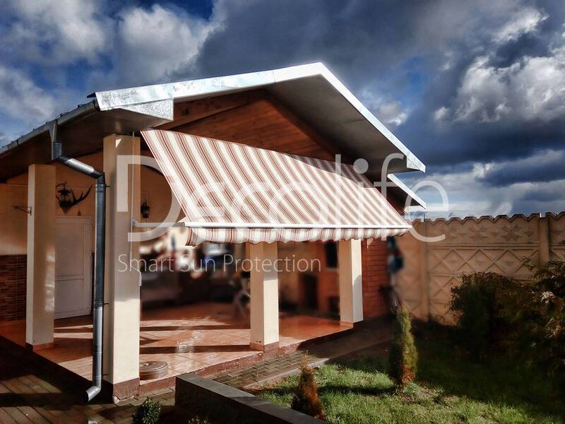 Showcase awning Decolife Italia for the summer terrace - 