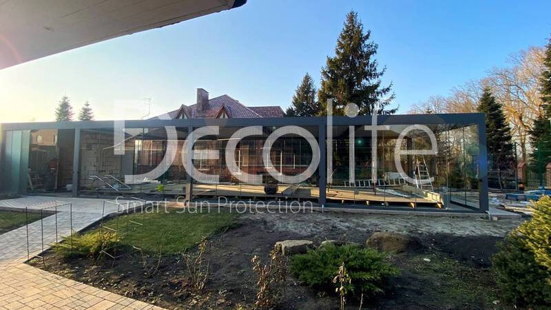 Pergola Decolife B600 PIR + Sliding glazing S200 - 