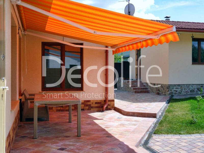 Awning Decolife G200 for a country house - 