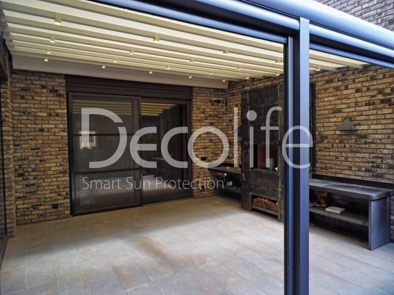 Wall pergola for terrace Decolife and Zip-system - 