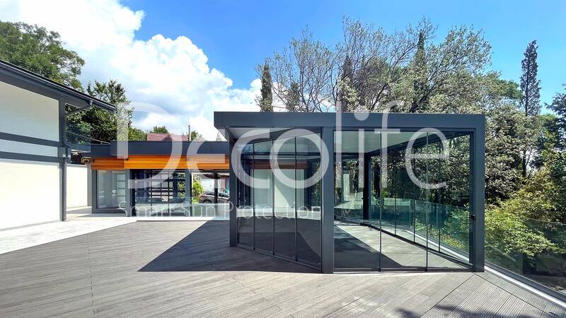 Pergola Decolife B600 PIR + Sliding frameless glazing S200 - 