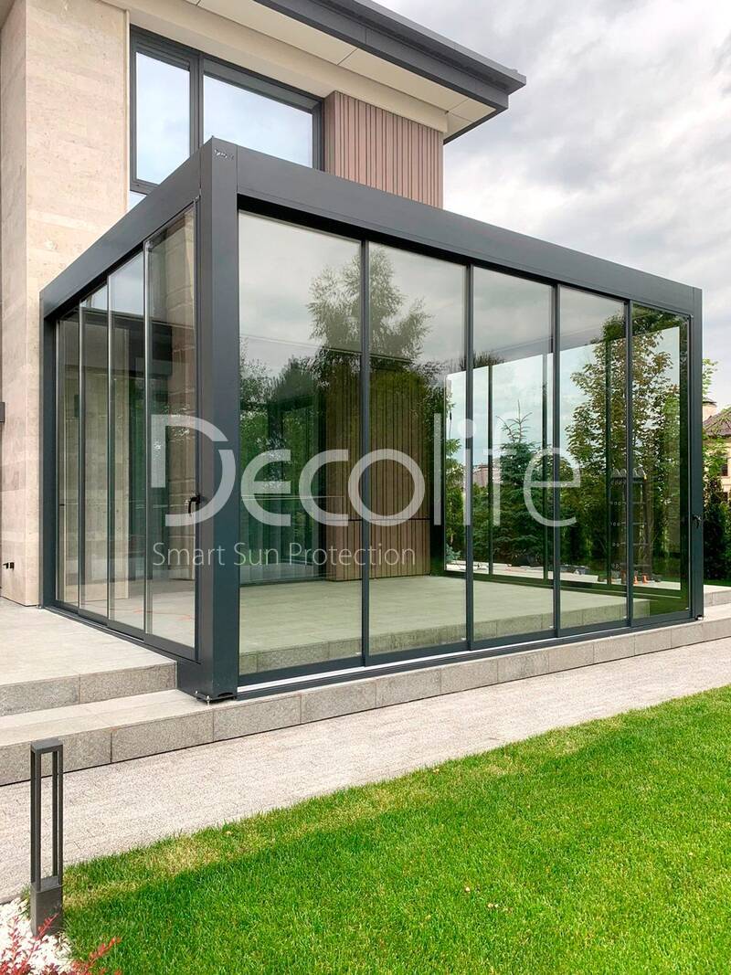 Pergola Decolife B700 + Sliding glazing - 