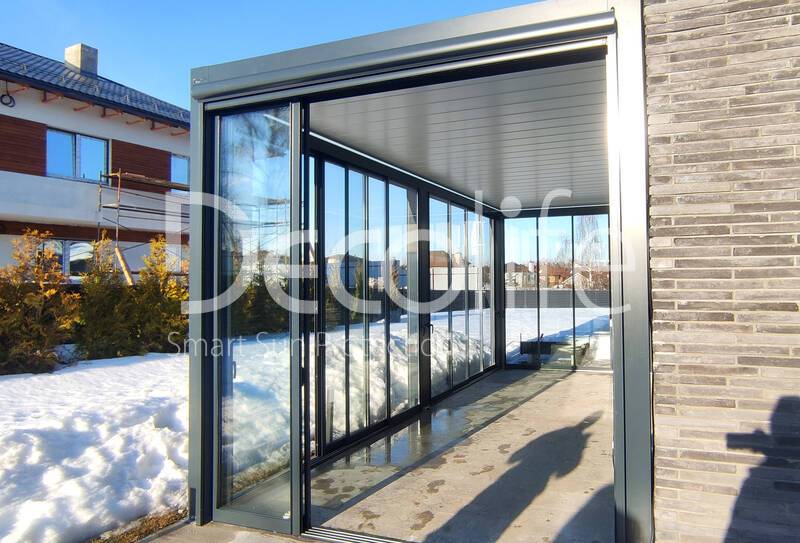 Pergola Bioclimatic Decolife B700 + Sliding glazing + Vertical Zip system - 