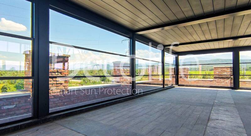 Pergola Bioclimatic Decolife B500-25P + Guillotine glazing W500  - 