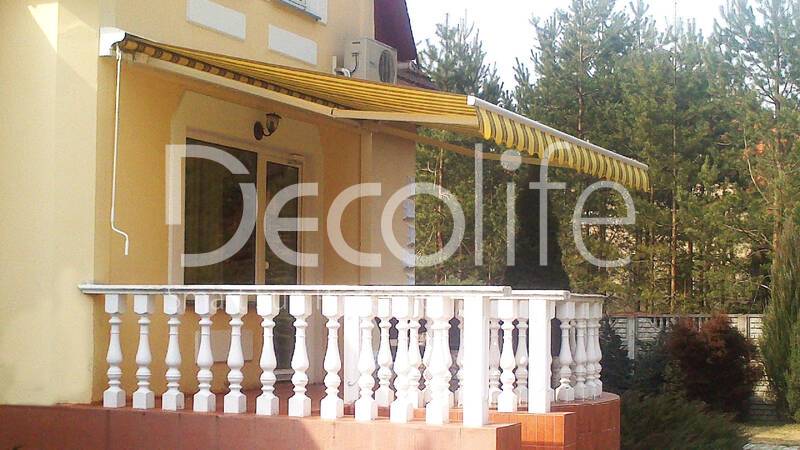 Decolife Open awning above the porch - 