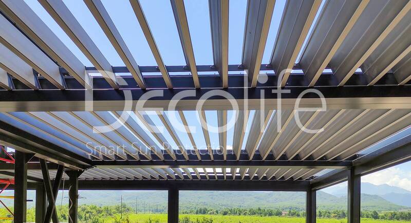 Pergola Bioclimatic Decolife B500-25P + Guillotine glazing W500  - 