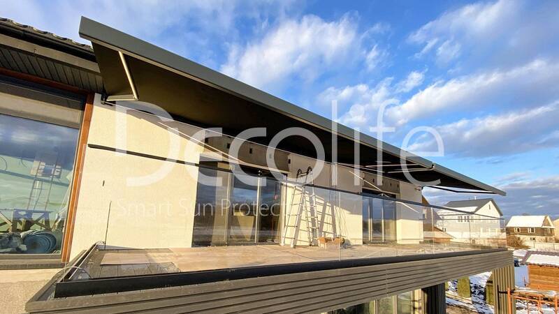 Cassette awning Decolife G600 
with backlighting in arms and box - 