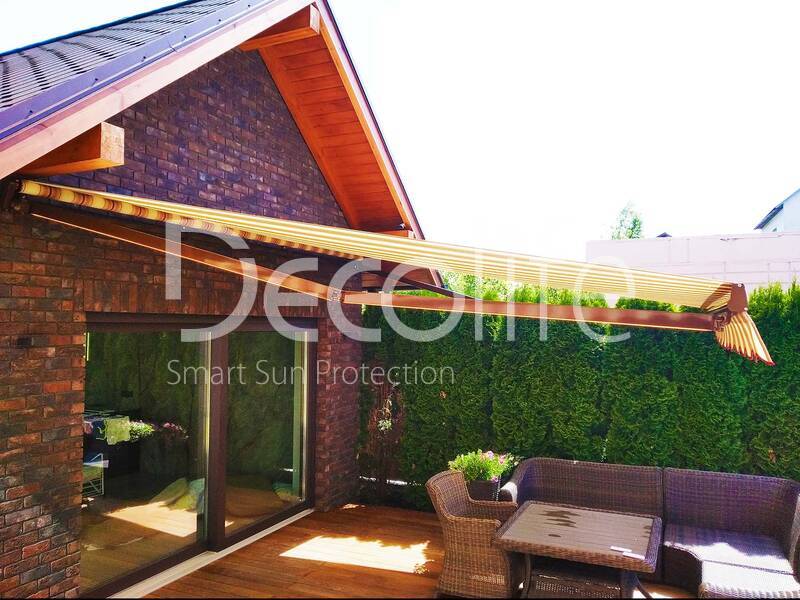 Awning Decolife G200 for a private house - 