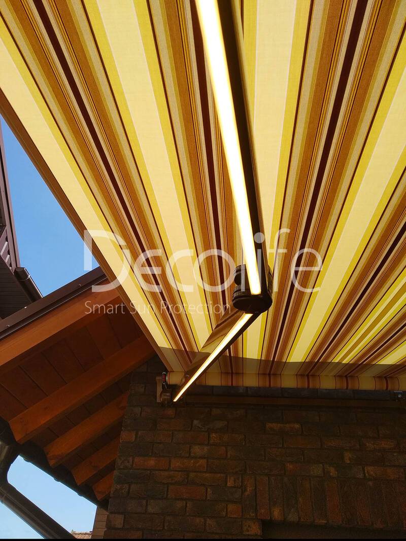 Awning Decolife G200 for a private house - 